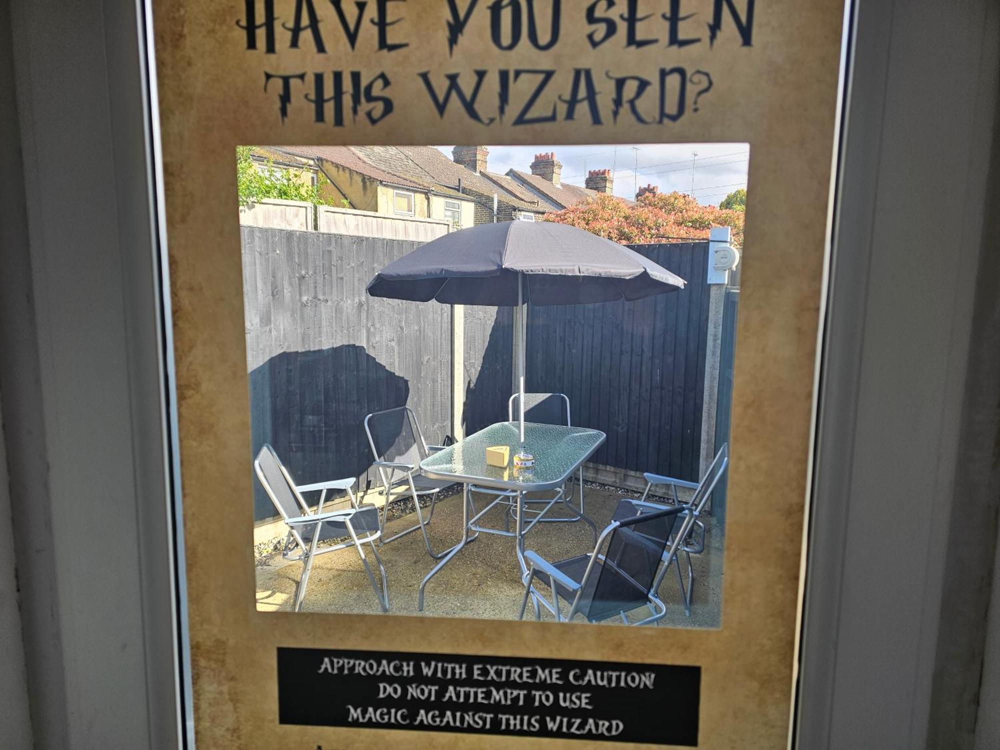 Magical Harry Potter Themed Home In Watford - Free Off-Street Parking Kültér fotó